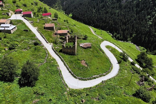 Santa Harabelerinde bahar güzelliği. Foto Haber 13