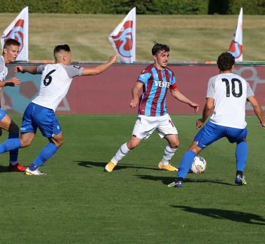 Trabzonspor'un ilk hazırlık maçından kareler. Foto Haber 25