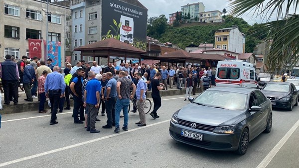 Trabzon'da silahlı kavga: 3 yaralı. Foto Haber 2