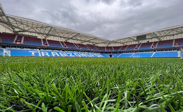 Trabzonspor'un stadyumu yeni sezona hazırlanıyor. Foto Haber 3