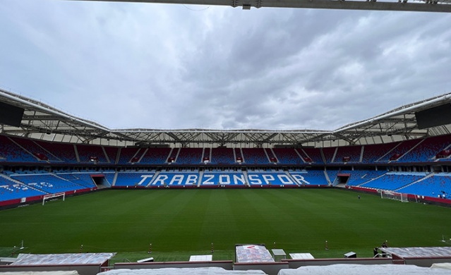 Trabzonspor'un stadyumu yeni sezona hazırlanıyor. Foto Haber 5