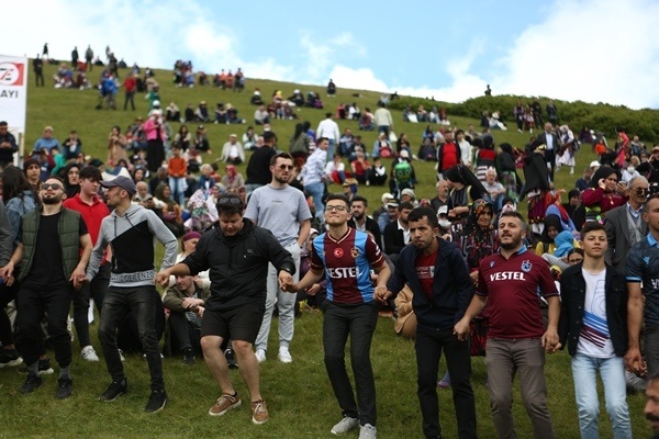 Trabzon Sis Dağında muhteşem festival. Foto Galeri 22