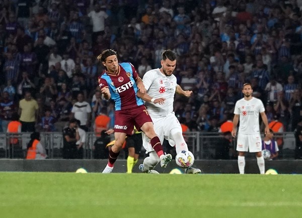 Trabzonspor - Sivasspor maçından kareler. Foto Haber 49
