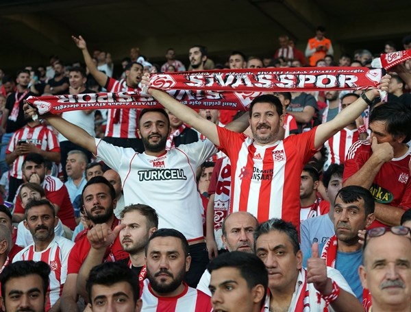 Trabzonspor - Sivasspor maçından kareler. Foto Haber 54