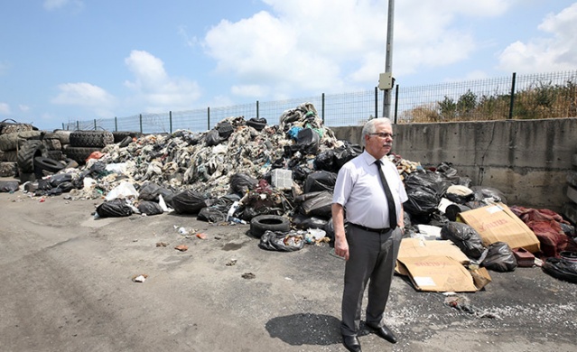 Trabzon Limanı'nda 30 yıl sonra yapılan dip taramasında 100 ton çöp çıktı. Foto Haber 3