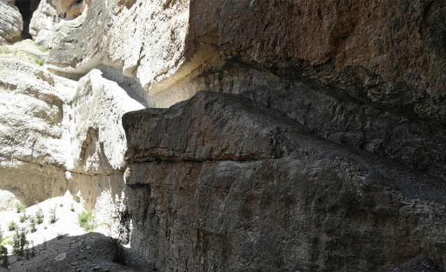 Doğa harikası Cehennem Deresi Kanyonu'nda yürüyüş merdiveni için kayaları oyup kazıdılar 9