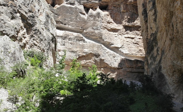 Doğa harikası Cehennem Deresi Kanyonu'nda yürüyüş merdiveni için kayaları oyup kazıdılar 7