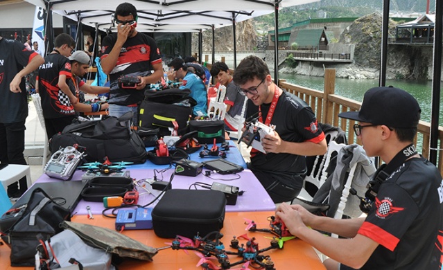 Türkiye Drone Şampiyonası üçüncü etabı Artvin'de başladı 13