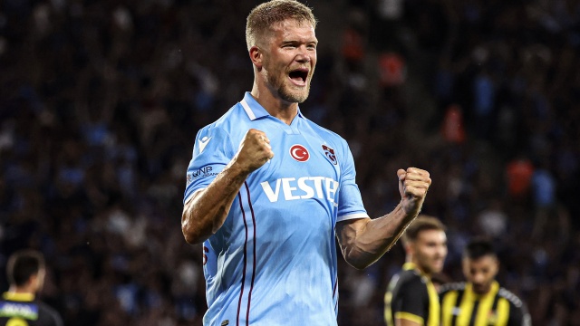 Cornelius'tan transfer itirafı: Trabzonspor'un farklı davranacağını düşündüm. Foto Haber 12