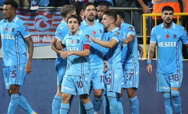 Trabzonspor’un Ferencvaros maçı muhtemel 11’i belli oldu! 5