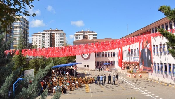Trabzon’da Eğitim-Öğretim yılı törenle başladı! Foto Haber 19