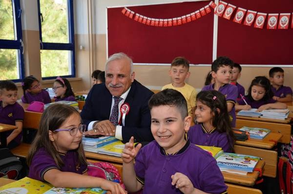 Trabzon’da Eğitim-Öğretim yılı törenle başladı! Foto Haber 23