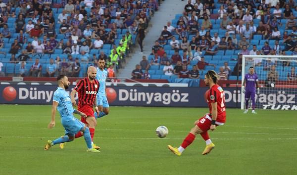 Trabzonspor Gaziantep FK maçında neler yaşandı? Foto Haber 13