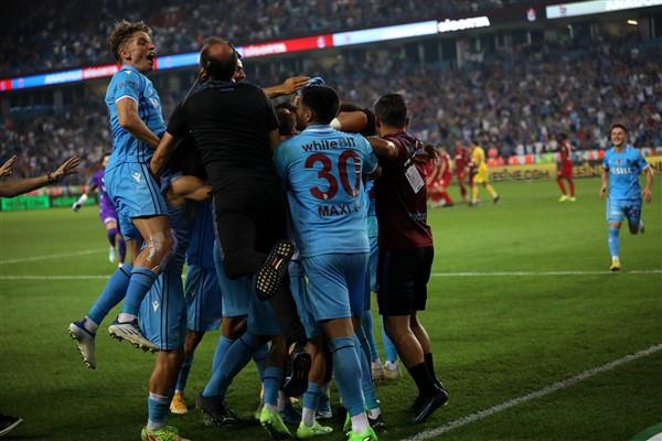 Trabzonspor maçını böyle yorumladı “Sezonun en değerli…” Foto Haber 4