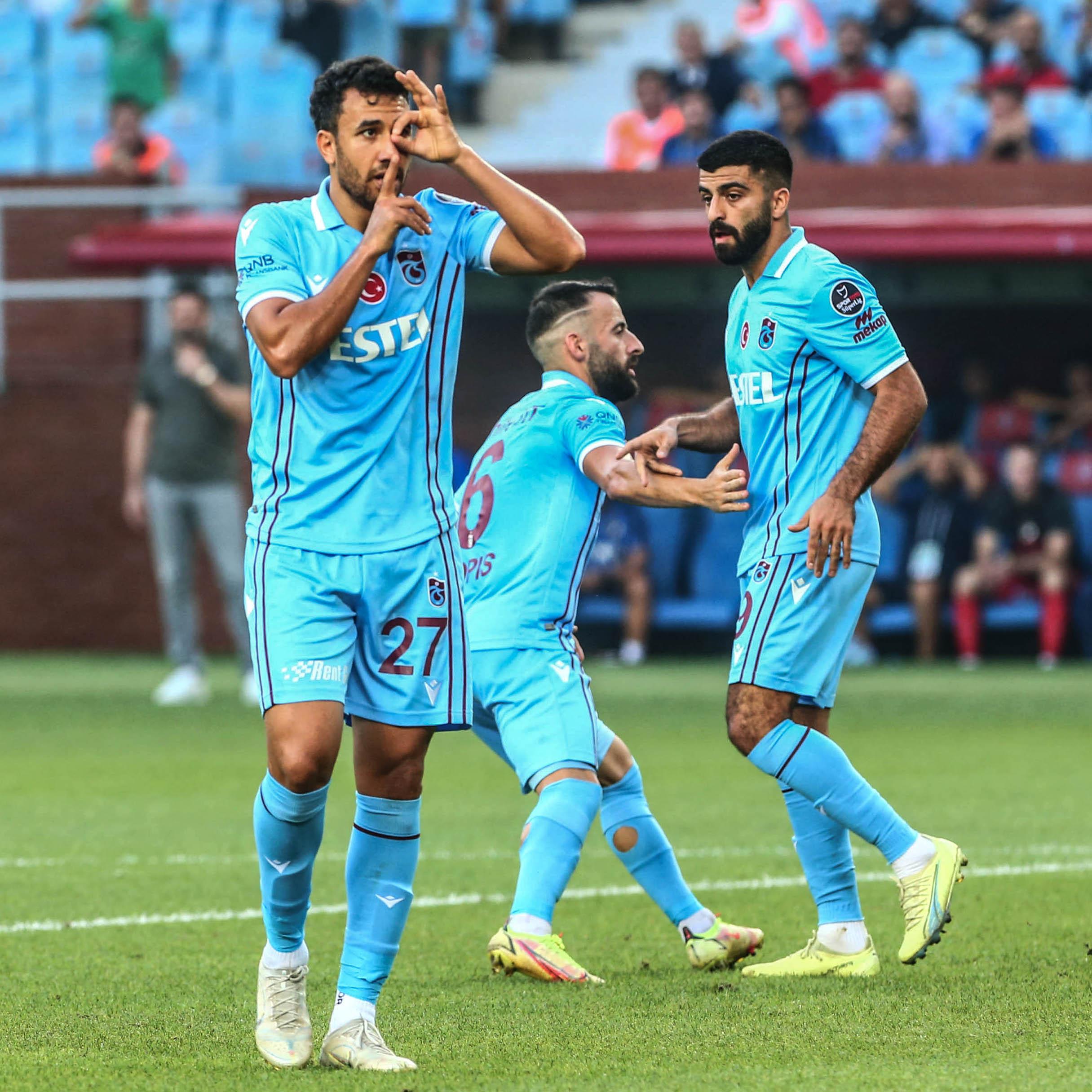 Trabzonspor'un yıldız ismi Abdullah Avcı'nın vazgeçilmezi oldu. Foto Haber 6