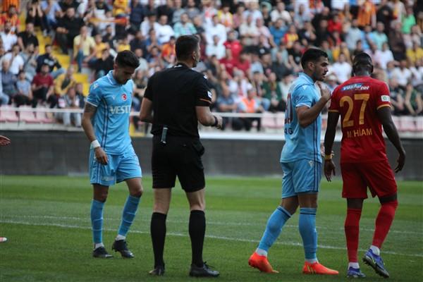 Kayserispor - Trabzonspor maçından kareler. Foto Haber 19