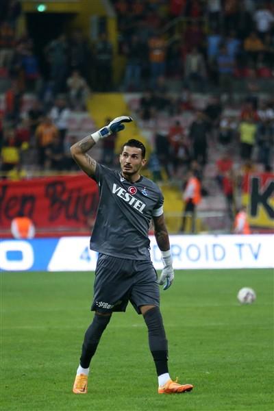 Canlı yayında Trabzonspor'un futboluna sert eleştiri! Foto Haber 8