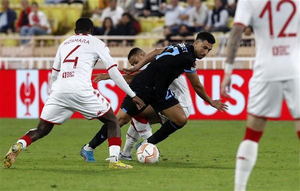Trabzonspor'a Monaco maçı sonrası sert eleştiri! "Sanki zorla getirildiler" Foto Haber 4