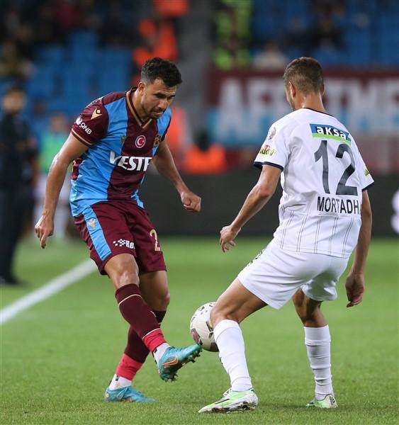 Dikkat çeken Trabzonspor değerlendirmesi “Önüne gelen tepsiyi reddettin” Foto Haber 7