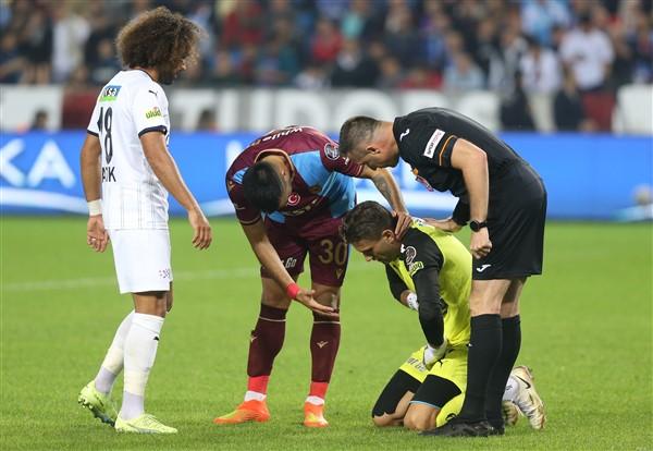 Dikkat çeken Trabzonspor değerlendirmesi “Önüne gelen tepsiyi reddettin” Foto Haber 2