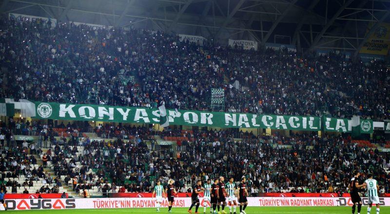 Spor Toto Süper Lig'in 10. haftasında maçlardaki taraftar sayıları belli oldu Foto Galeri 5