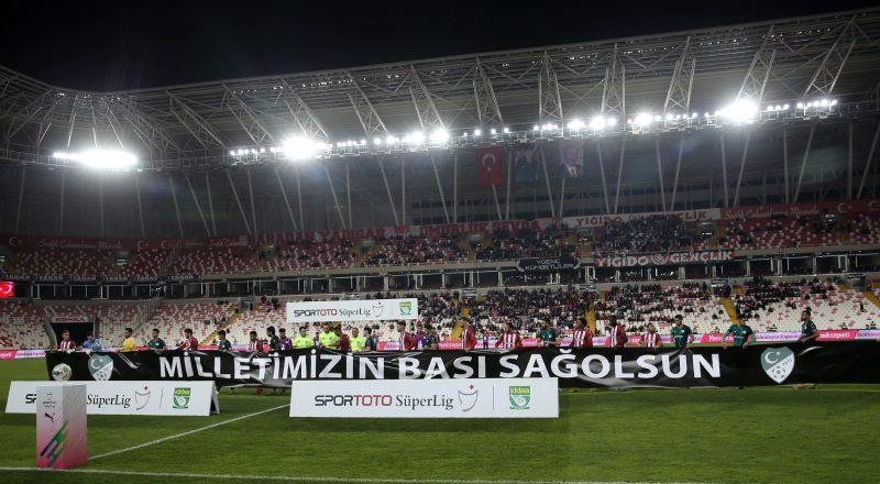 Spor Toto Süper Lig'in 10. haftasında maçlardaki taraftar sayıları belli oldu Foto Galeri 7