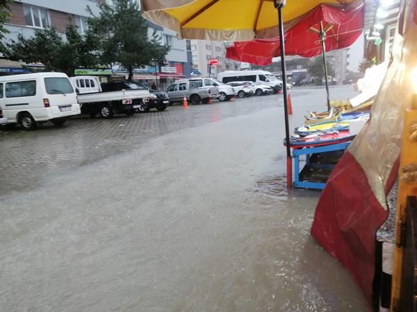 Doğu Karadeniz'de şiddetli yağmur su taşkınlarına neden oldu. Foto Haber 1