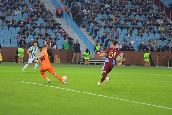 Trabzonspor’un eski oyuncusu böyle değerlendirdi! “Başarılı mı değil mi?” Foto Galeri 7
