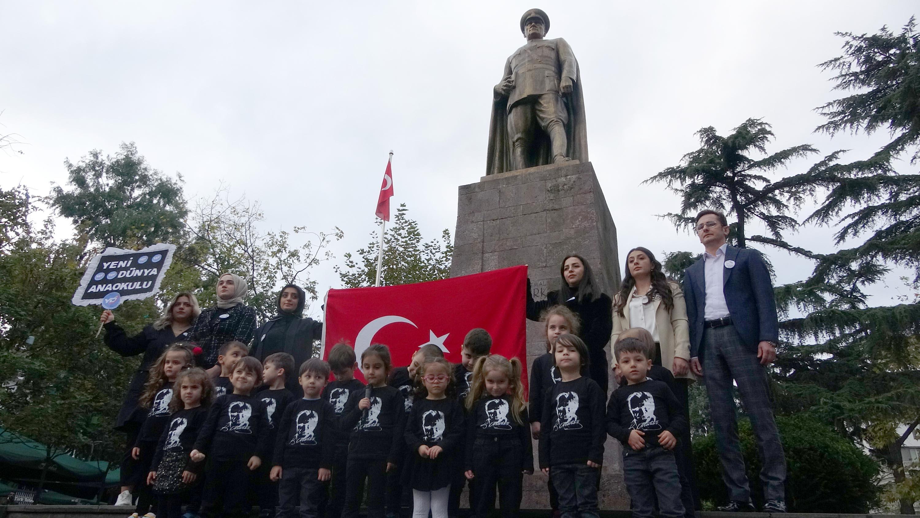 Trabzon'da hayat durdu! Ata'ya saygılarını böyle gösterdiler 8