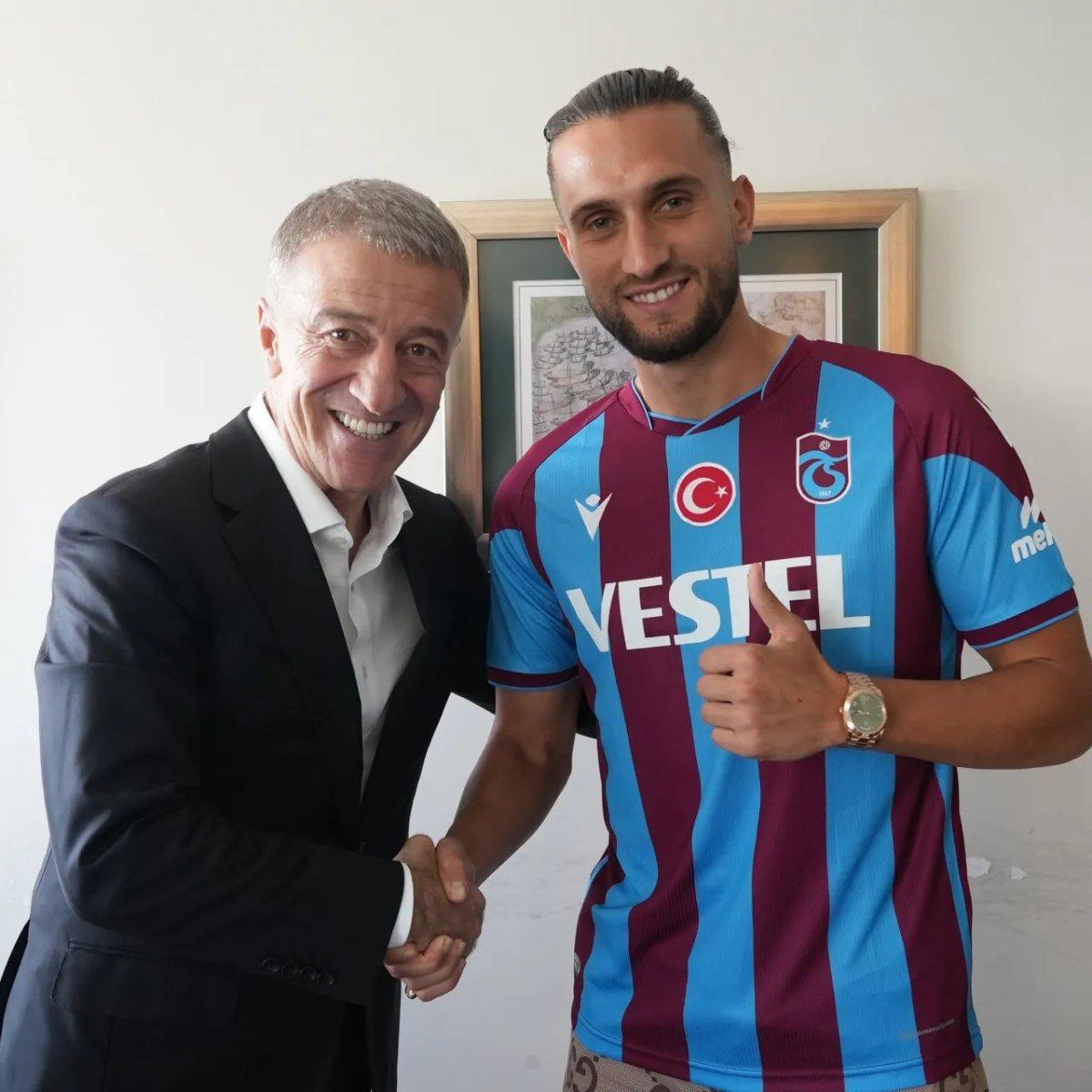 Trabzonspor taraftarı, Yusuf Yazıcı'nın yaşadığı büyük çöküşün nedenini sorguluyor.Foto Haber 14