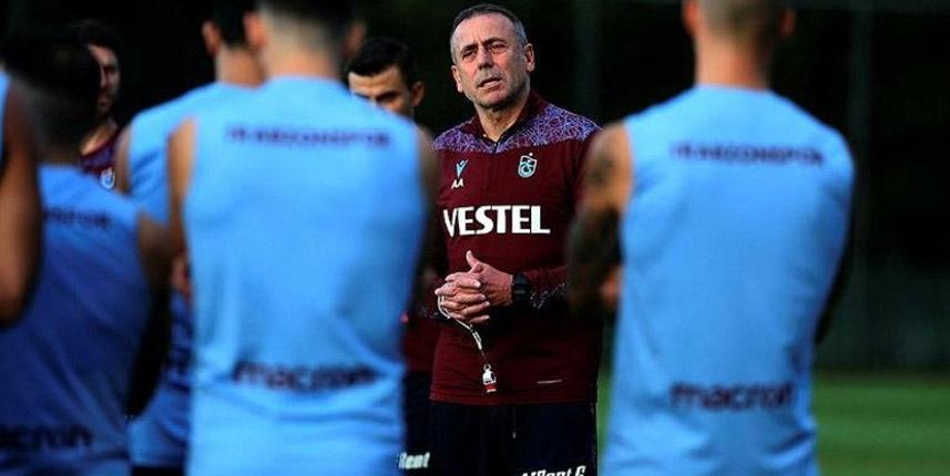 Trabzonspor teknik direktörü Abdullah Avcı'ya eleştiri: 'Şikayet etme yeri değil' 11