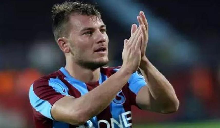 Trabzonspor'da o isme çifte talip! Son karar Abdullah Avcı'nın 9