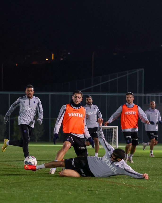 Trabzonspor Giresunspor maçı hazırlıklarını sürdürüyor 10