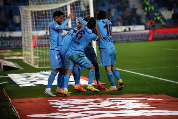 Trabzonsporlu iki isme büyük övgü: Müthiş oynadılar! 2