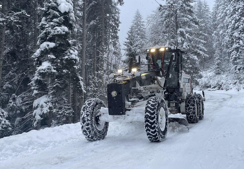 Rize ve Artvin'de kar esareti! 119 köye ulaşılamıyor 5