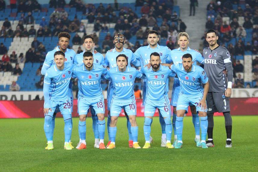 Trabzonspor, Spor Toto Süper Lig’in 18. Haftasında Alanyaspor ile karşılaşacak. İşte muhtemel  11 8