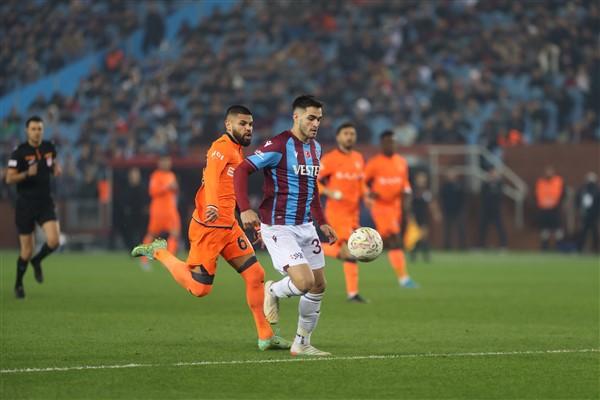 Trabzonspor’un sorununa canlı yayında değindi! “Ne hoca ne yönetim…”15-01-2023 - Foto Galeri 10