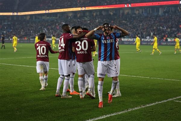 Trabzonspor maçını böyle yorumladı: Hem İstanbulspor’u yendi hem de… 9