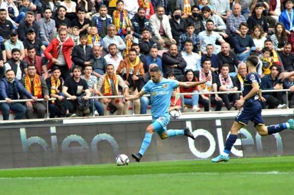 Trabzonspor ve Beşiktaş arasında transfer savaşı! Türk yıldız için savaşıyorlar 12
