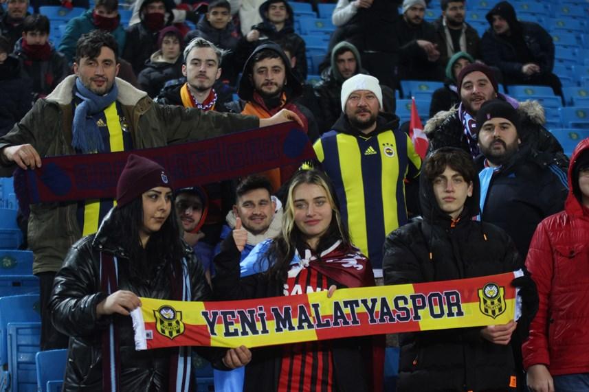 Trabzonspor Basel maçının böyle değerlendirdi! “Tüm ülkenin bütünleştiği bir 90 dakika” 13