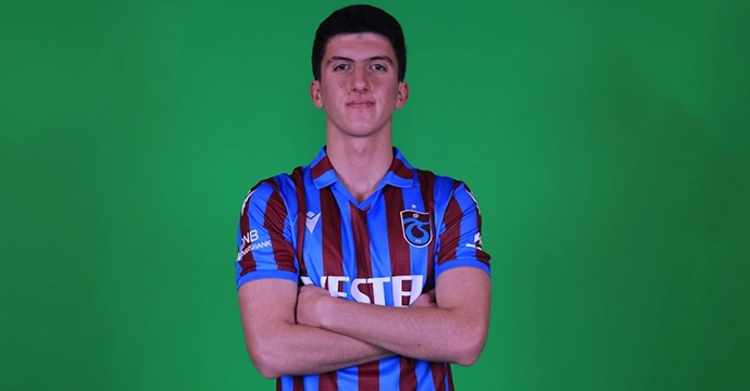 Trabzonspor'un genç ismine teklifler var! 3