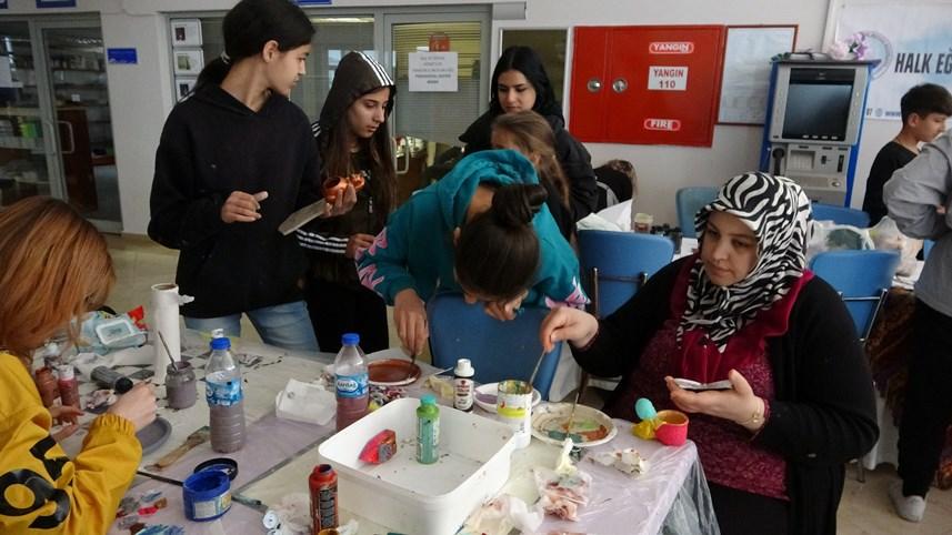 Trabzon'da depremzede çocuklara depremi unutturmaya çalışıyorlar 3