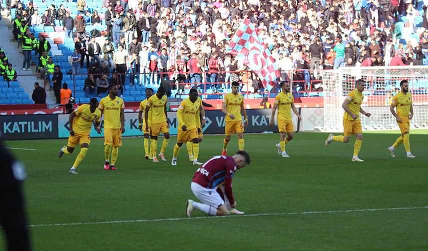 Trabzonspor mağlubiyet ile fırsatı tepti 8