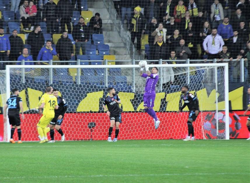 Ankaragücü mağlubiyetini böyle yorumladı! “Trabzonspor’da son düdük gelmeden…” 6