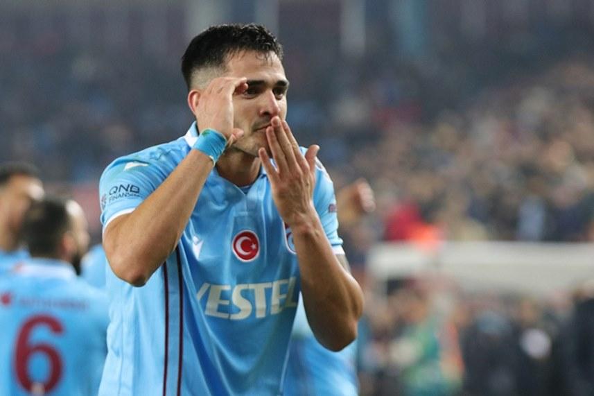 Trabzonspor'un yıldızına Beşiktaş maçında önemli görev 11