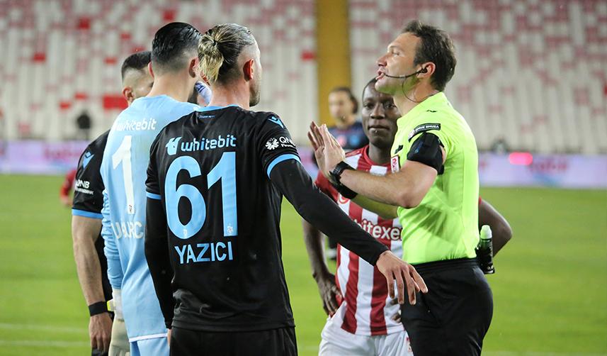Trabzonspor’un mağlubiyetini böyle değerlendirdi! “Sadece Uğurcan ayakta kaldı” 9