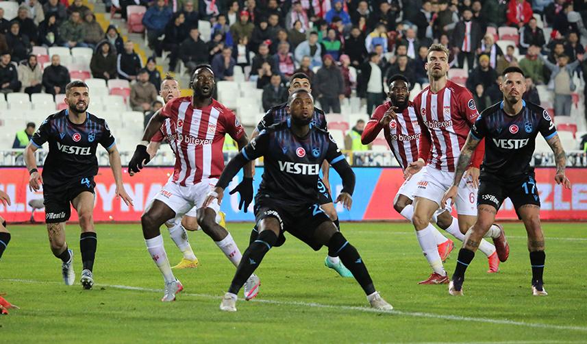 Trabzonspor’da Uğurcan Çakır’ın Sivasspor maçı performansı 4