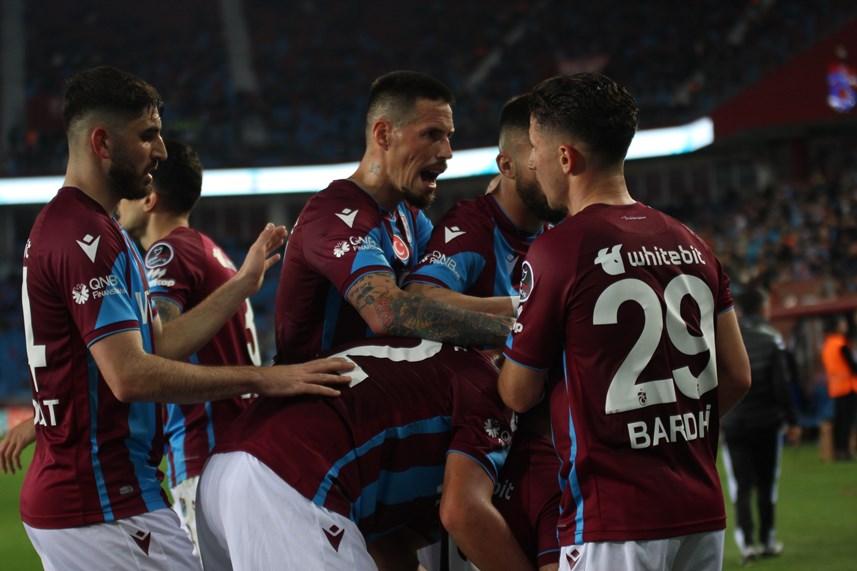 Trabzonspor sahasında geçilmiyor 5