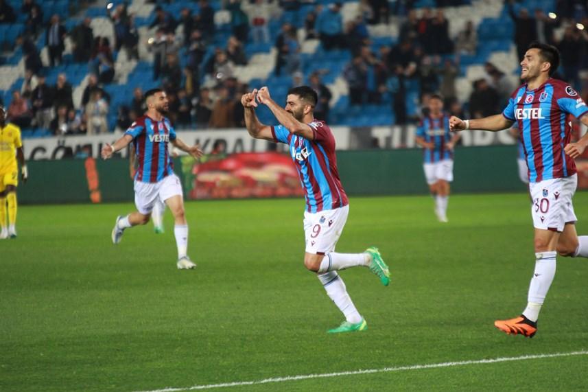 Trabzonspor sahasında geçilmiyor 13