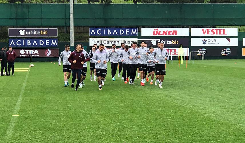 Trabzonspor'da Bjelica Fenerbahçe maçında sürprize hazırlanıyor 1